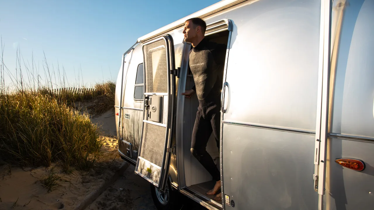 Airstream Bambi