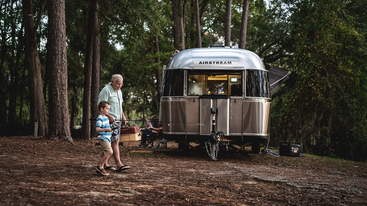 Airstream Classic